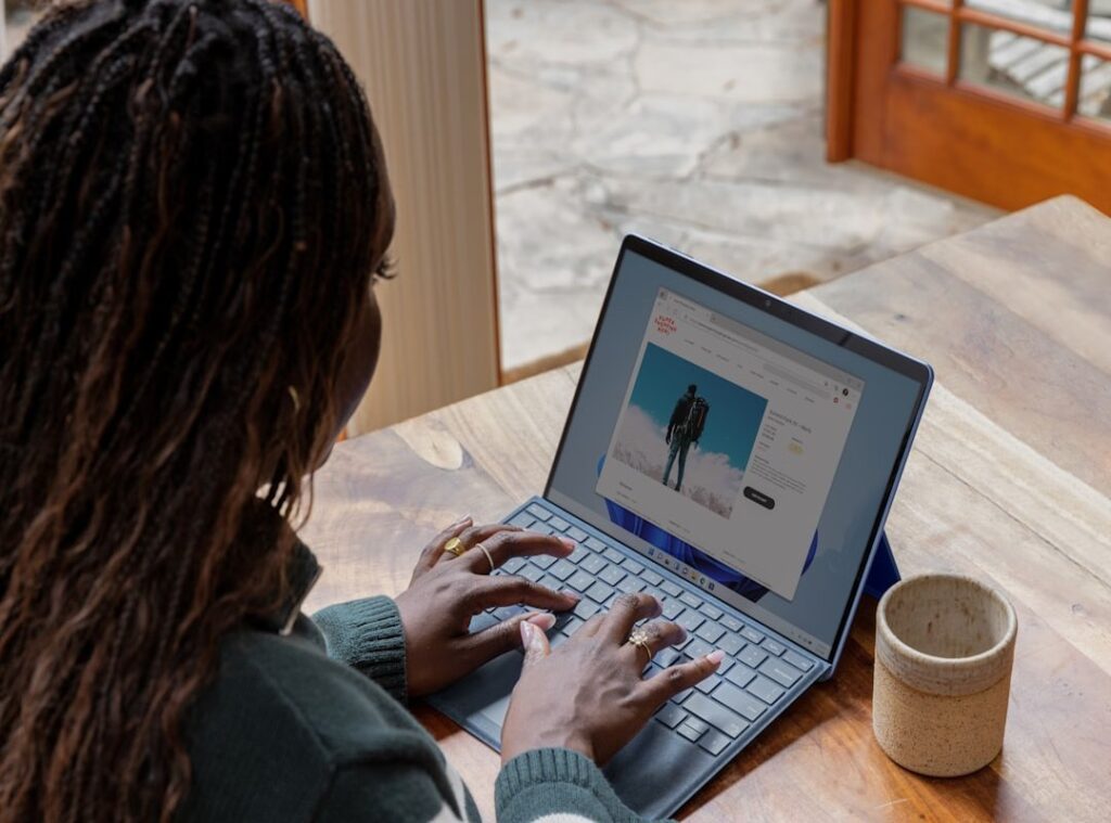 digital nomad working