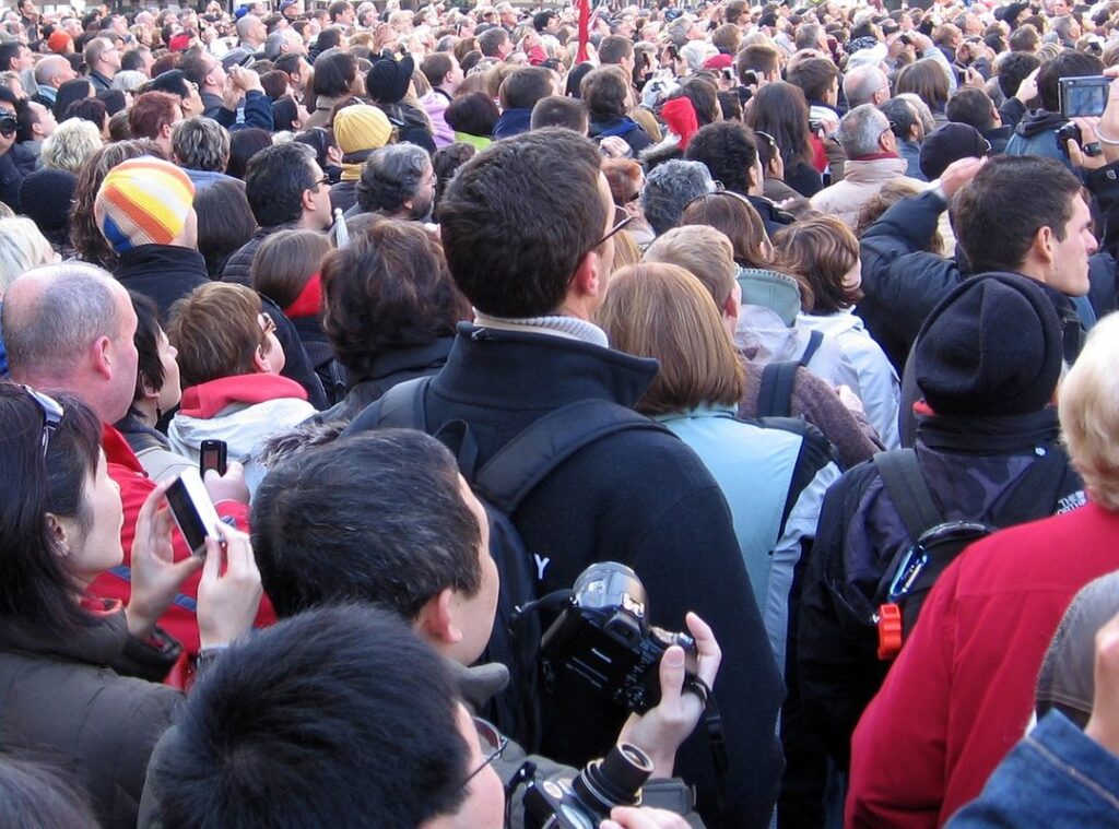 What Is the Population of Paris Livlesstravel